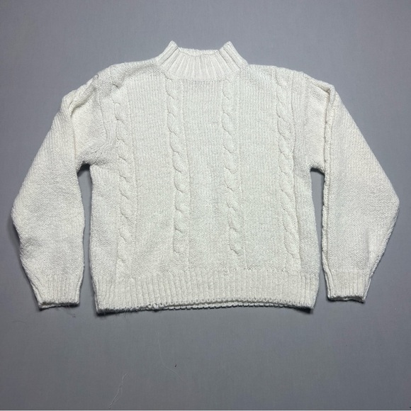 Vintage TJW by Mervyn’s Women’s white mock neck knit pullover sweater Size M - Picture 1 of 6